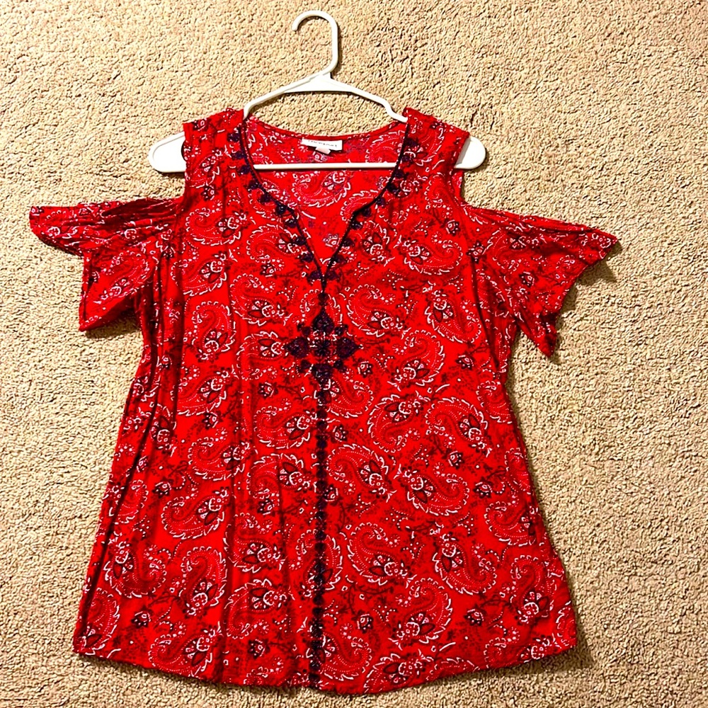 Red bandana - cold shoulder stop